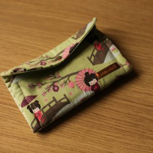 Necessarie/ carteira estampa japonesa fundo verde